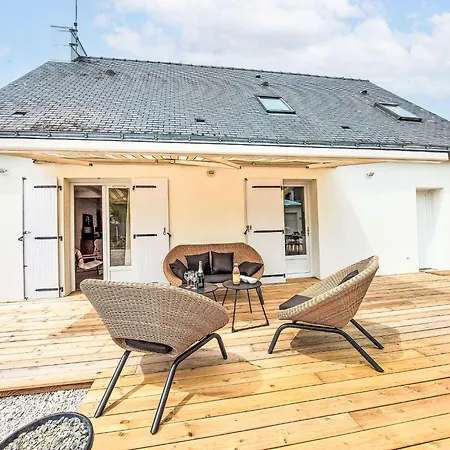 Plage- Port Et Commerces A 2 Pas By Interhome Vakantiehuis La Turballe