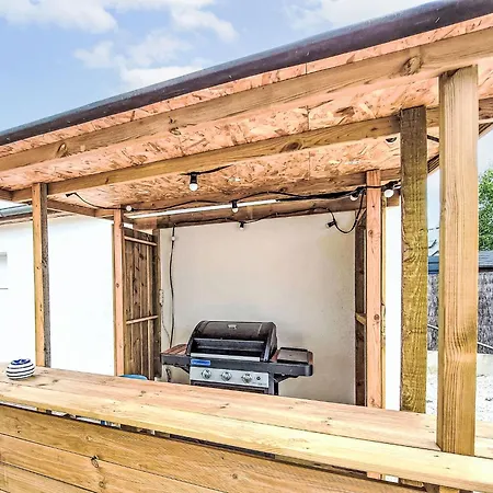 Plage- Port Et Commerces A 2 Pas By Interhome * La Turballe