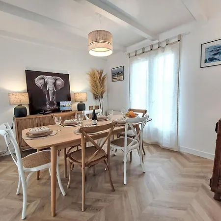 Plage- Port Et Commerces A 2 Pas By Interhome *