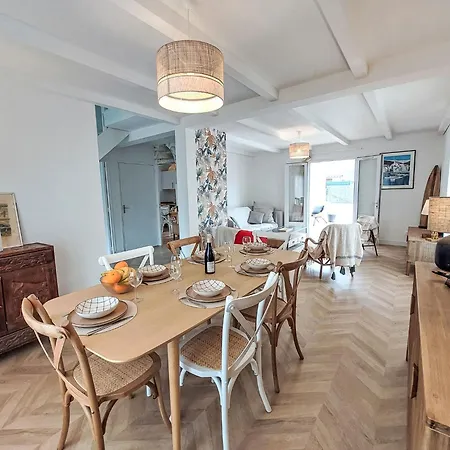 بيت للعطل Plage- Port Et Commerces A 2 Pas By Interhome لا توربال