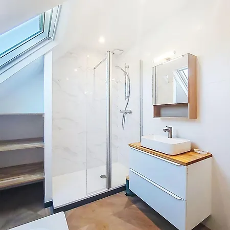 Plage- Port Et Commerces A 2 Pas By Interhome لا توربال