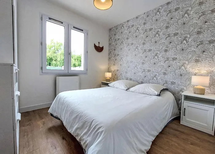 Plage- Port Et Commerces A 2 Pas By Interhome Casa de Férias La Turballe